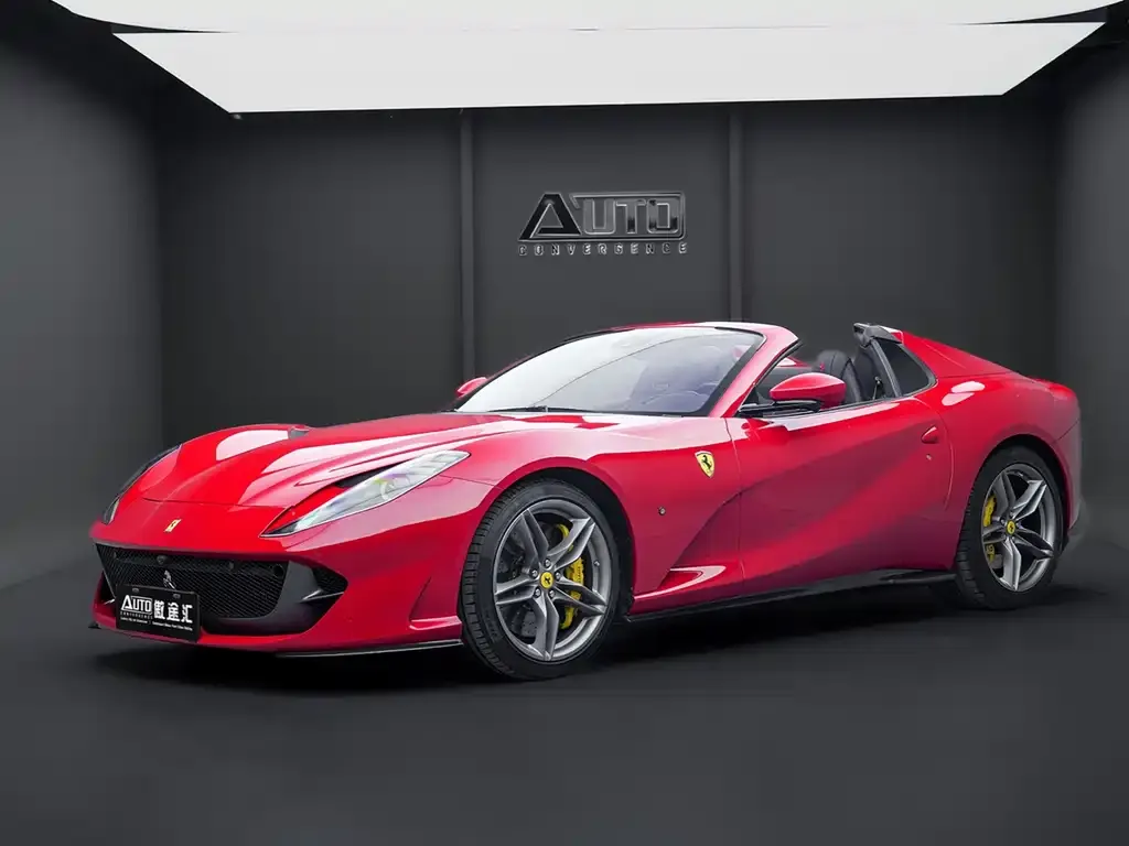 Ferrari 812 — фото 1