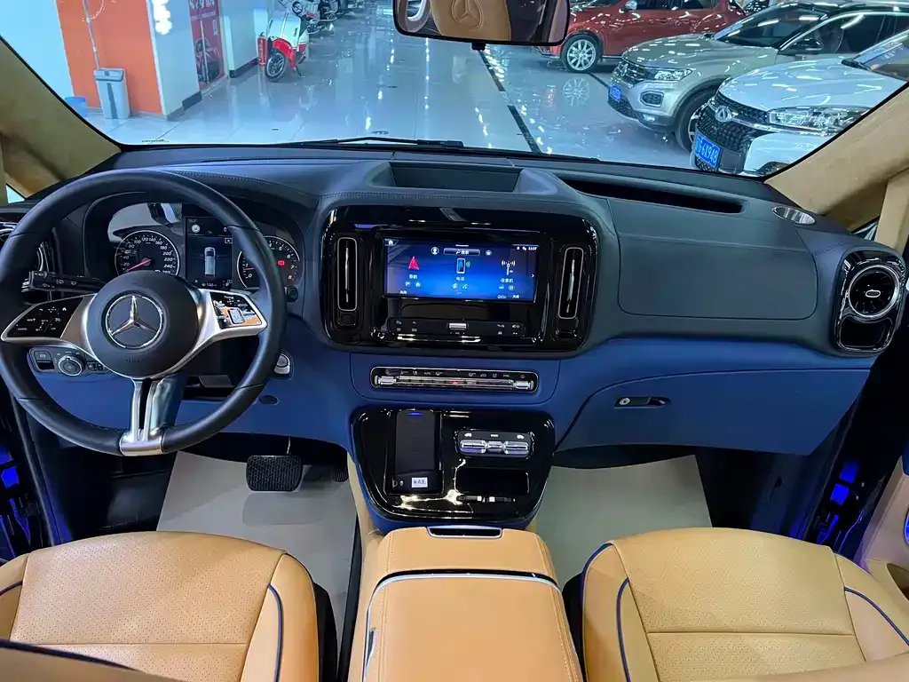 Mercedes-Benz Vito — фото 8
