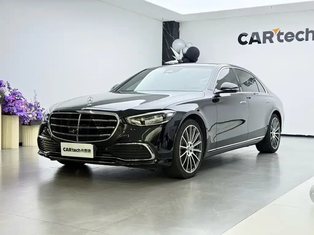 Mercedes-Benz S-Class — фото 1