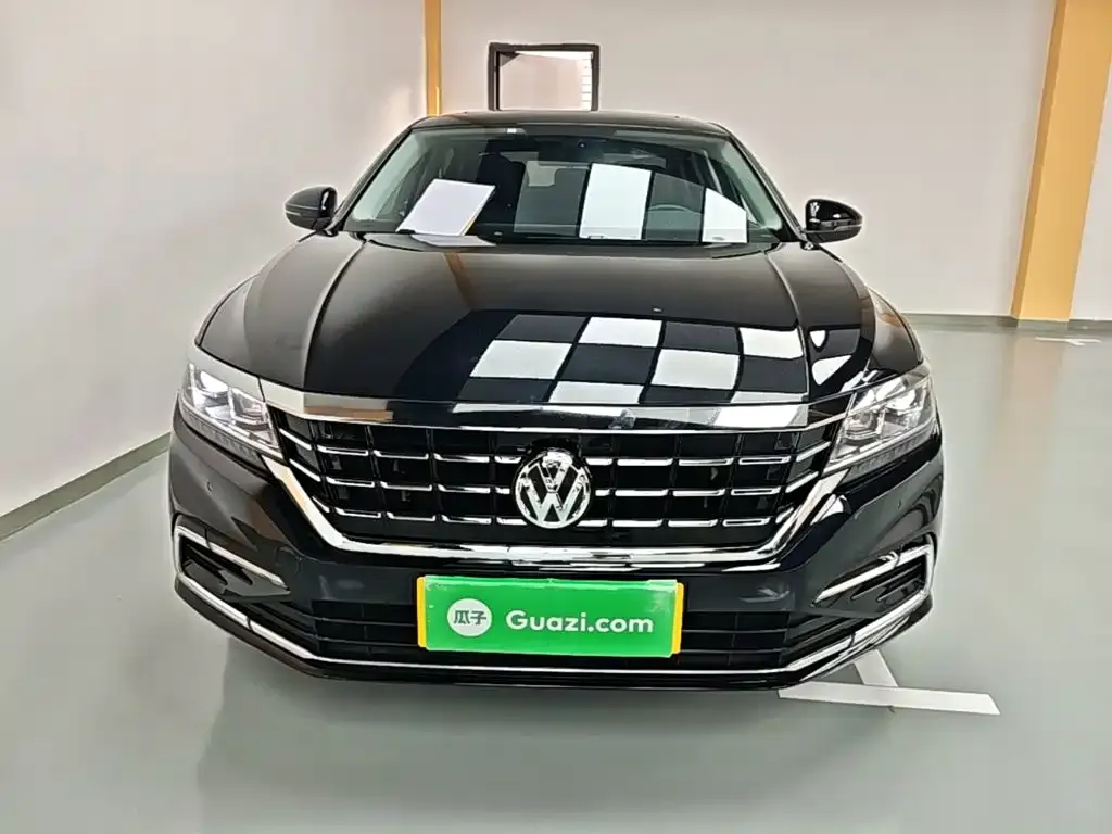 Volkswagen Passat — фото 7