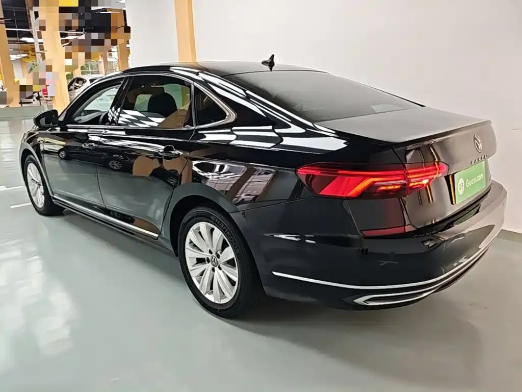 Volkswagen Passat — фото 9