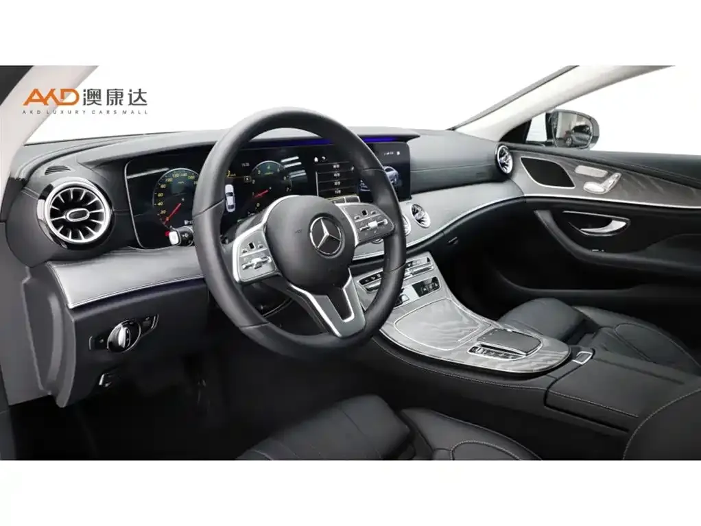 Mercedes-Benz CLS — фото 7