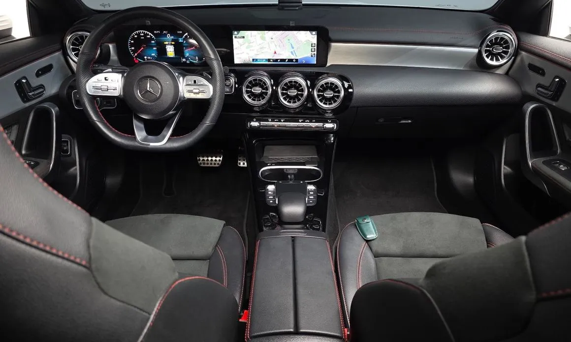 Mercedes-Benz CLA-Class — фото 10