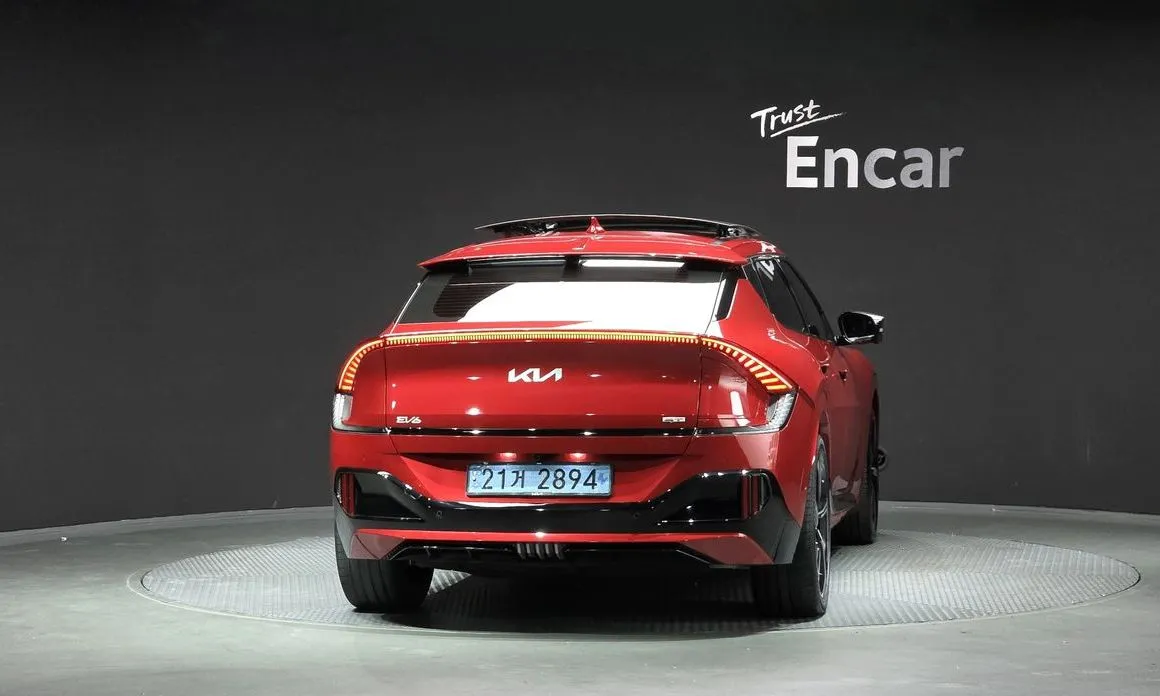 Kia EV6 — фото 2