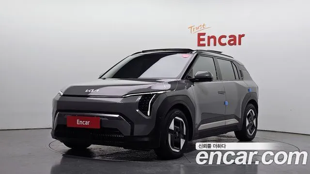 Kia EV3 — фото 1