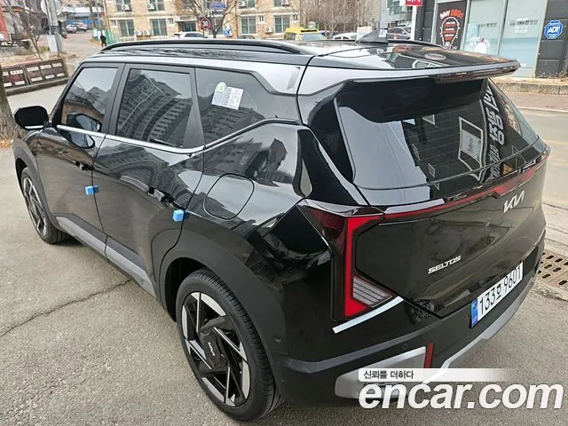 Kia Seltos — фото 3