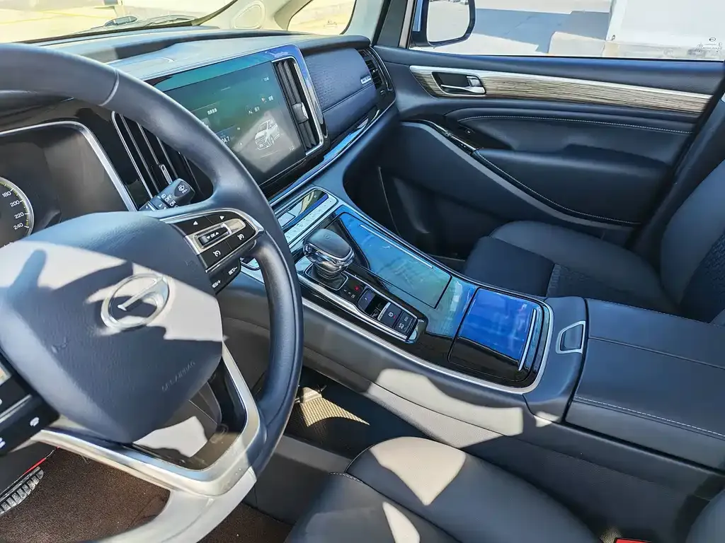 GAC Motor Trumpchi M8 — фото 4