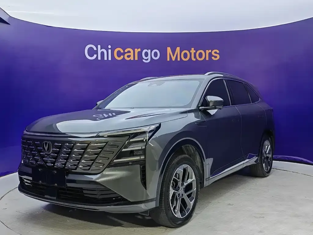 Changan CS75 PLUS — фото 1