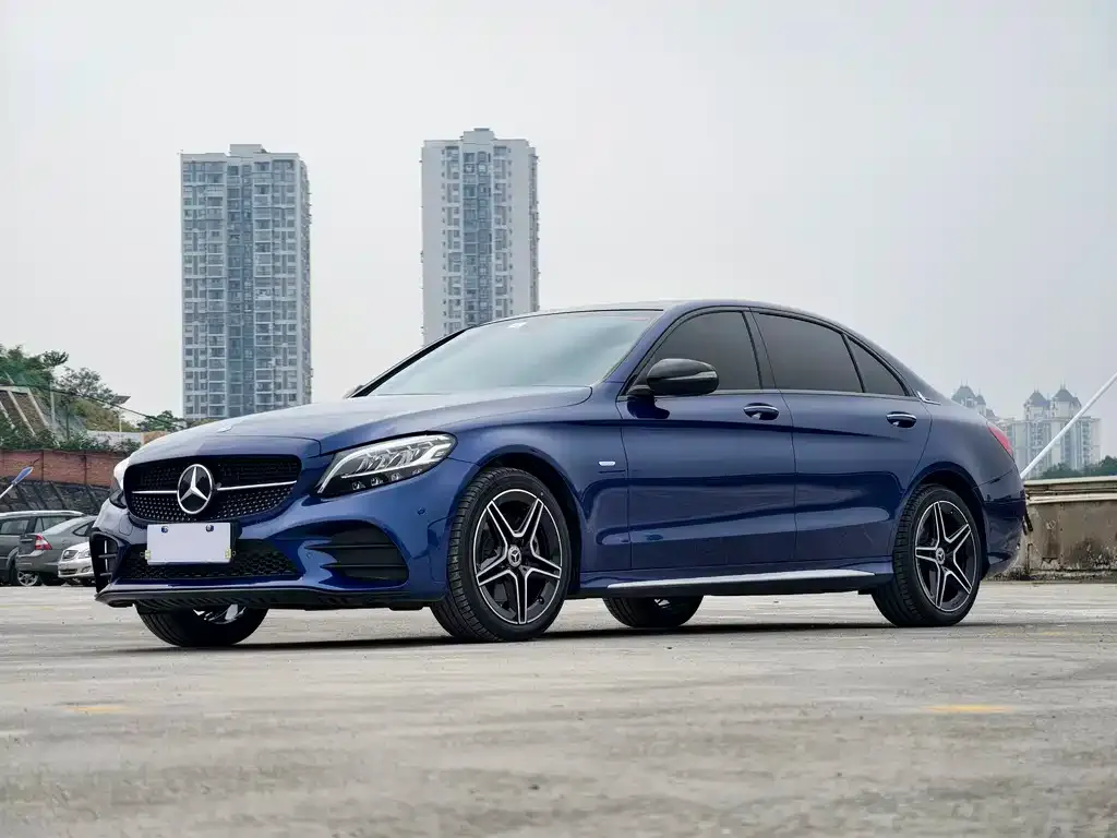 Mercedes-Benz C-Class — фото 1