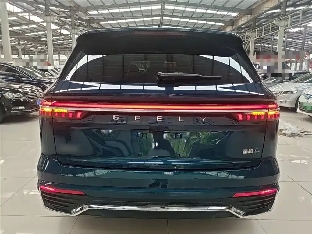 Geely Xingyue L — фото 3