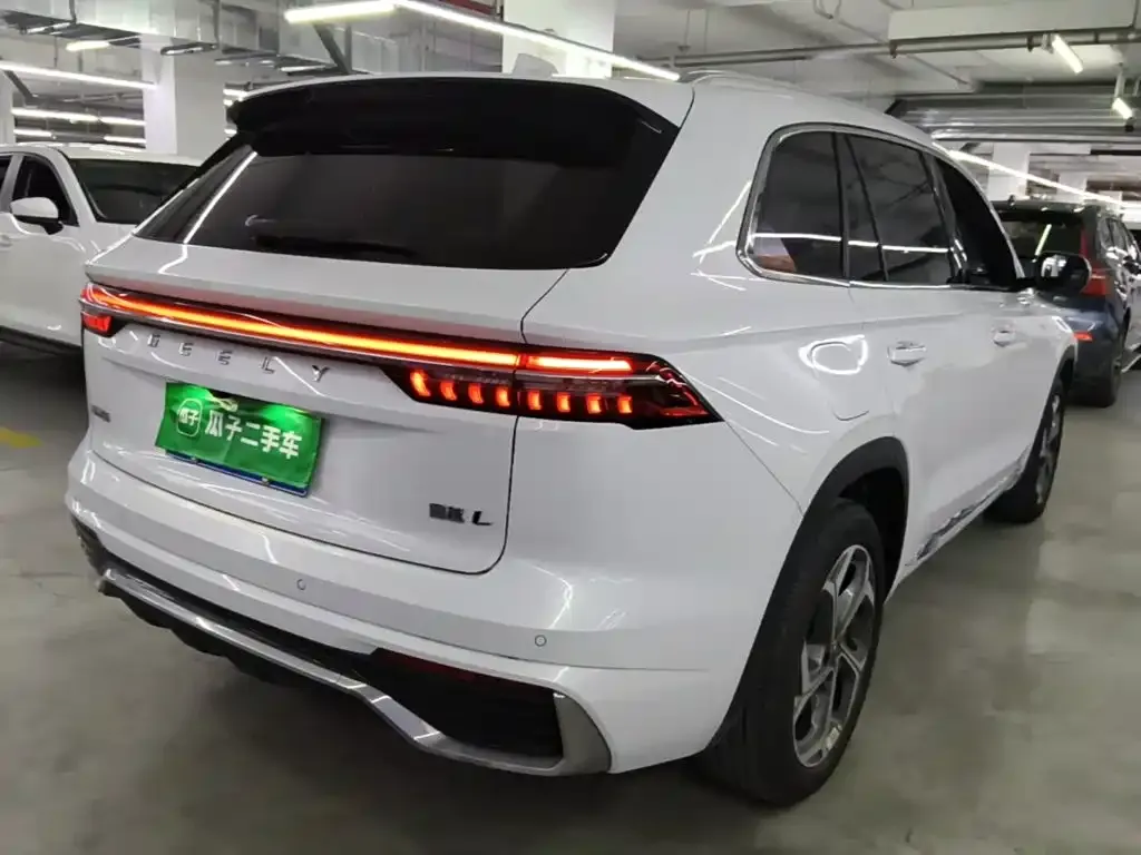 Geely Xingyue L — фото 1